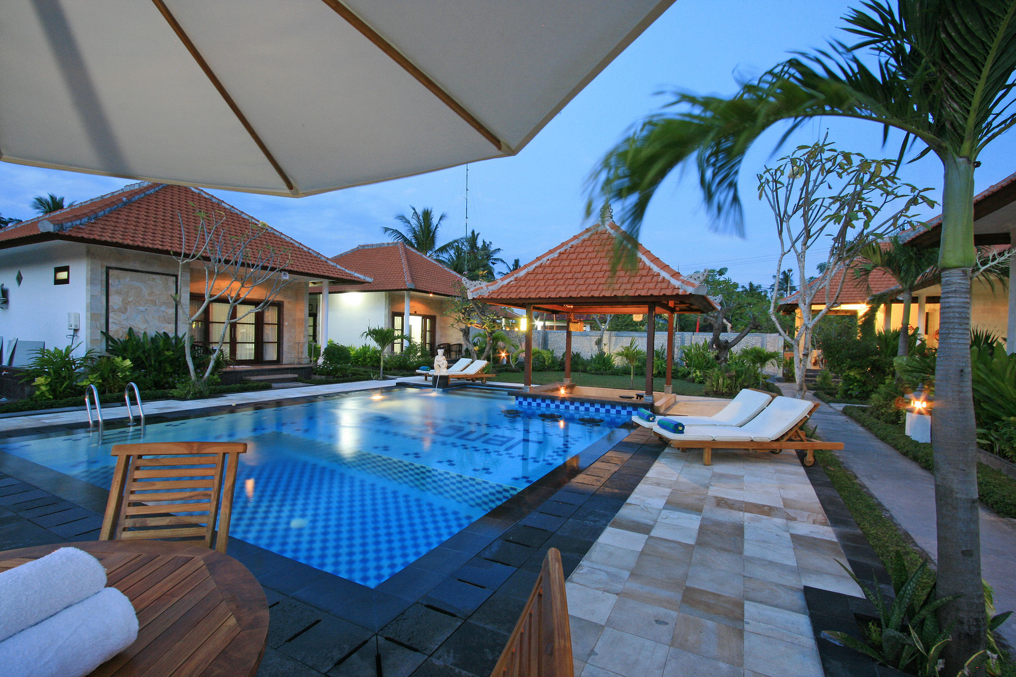 Pondok Jenggala Nusa Lembongan  Exterior photo
